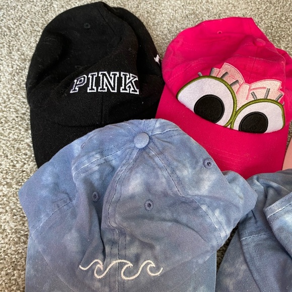 Lot of 5 hats some Pink - Picture 3 of 3